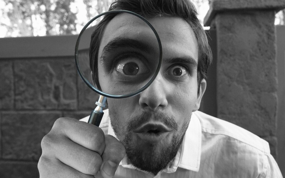 people-partner-hr-man-with-magnifying-glass